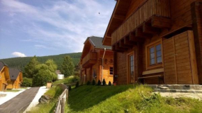 Charmantes Ferienhaus in Sankt Margarethen Im Lungau mit Kleinem Garten und Bergblick